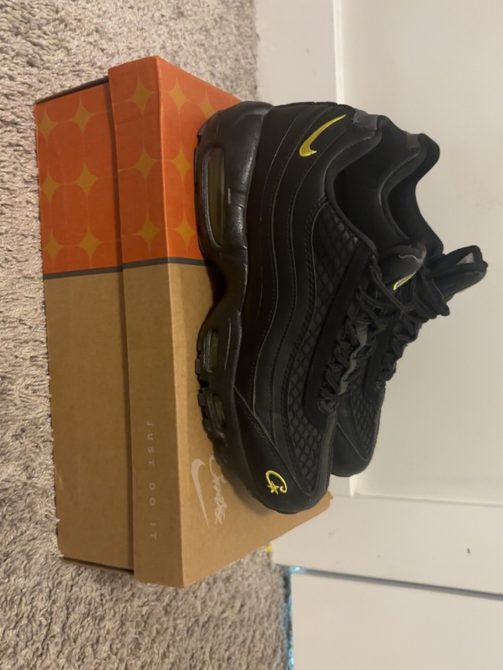 Nike Honey Airmax Corteiz collab.